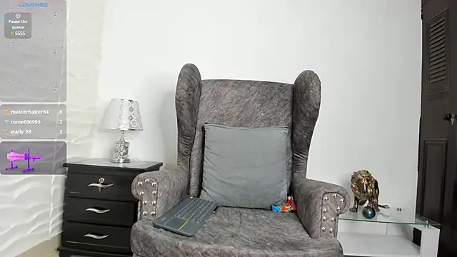 Keyla Milf online show from December 26, 4:43 am
