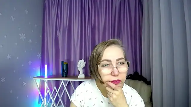 queen a n i online show from November 14, 10:03 am