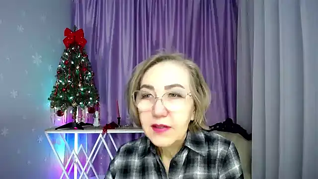 queen a n i online show from January 12, 10:42 am