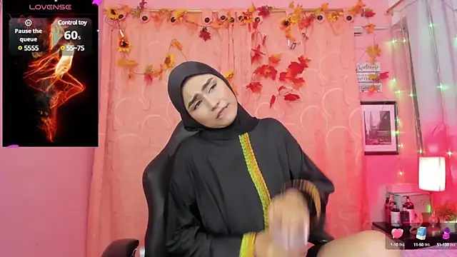 Snapshot of DarshaKhemu chatting on December 2, 8:22 pm DarshaKhemu online show from December 2, 8:22 pm