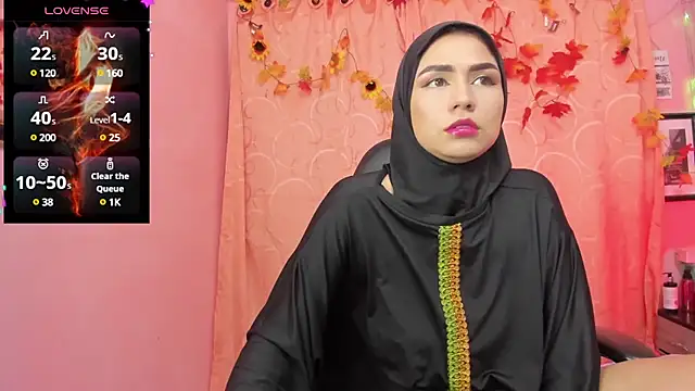 Snapshot of DarshaKhemu chatting on December 12, 12:38 am DarshaKhemu online show from December 12, 12:38 am