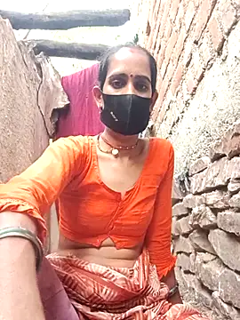 Snapshot of Mohni_Das chatting on June 27, 1:17 pm Mohni Das online show from June 27, 1:17 pm