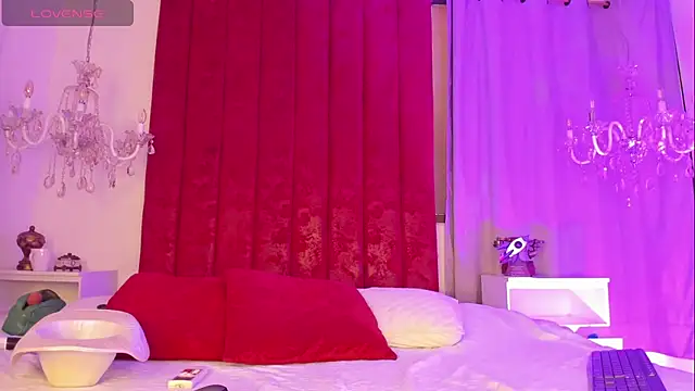 Selenee- online show from January 14, 3:28 pm