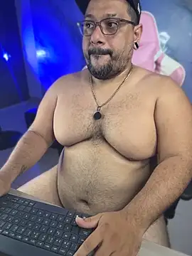 Snapshot of jacoob_woods chatting on June 27, 2:34 pm jacoob woods online show from June 27, 2:34 pm