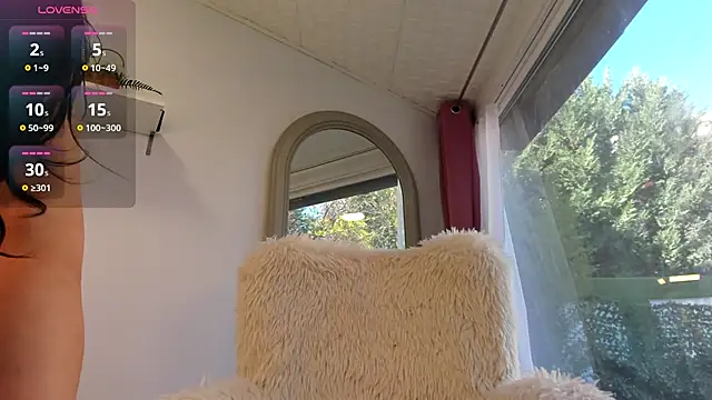 Snapshot of Naila18 chatting on October 31, 8:04 am Naila18 online show from October 31, 8:04 am