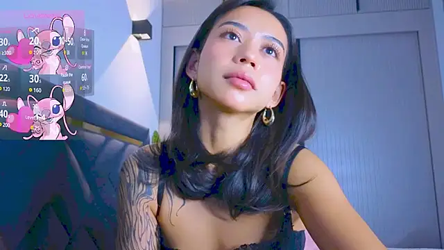 Mia Tin online show from October 14, 2:07 pm