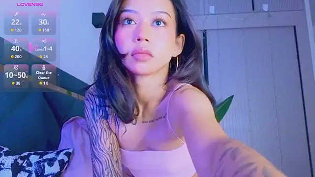 Mia Tin online show from February 8, 3:59 pm