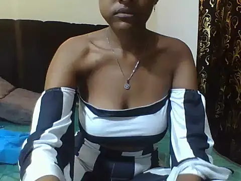 Shearivera  online show from November 5, 7:58 pm