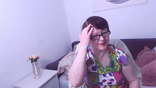 ChristaRose online show from March 15, 3:59 pm