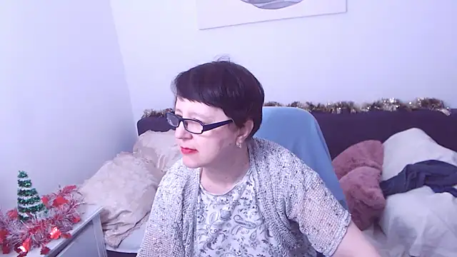 ChristaRose online show from December 22, 1:46 am