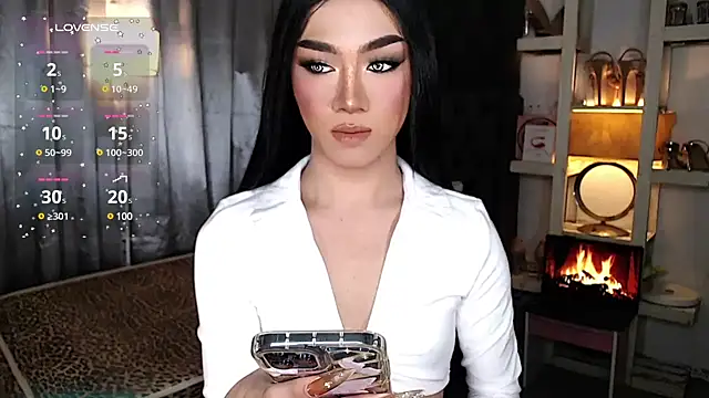 Local Hoelyx online show from December 12, 7:59 pm