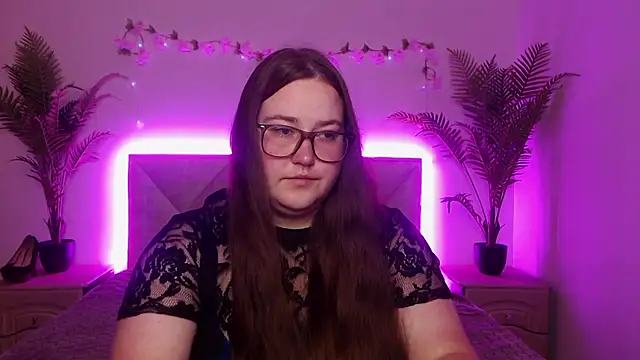 Snapshot of XX_Daniella_XX chatting on July 9, 6:28 am XX Daniella XX online show from July 9, 6:28 am