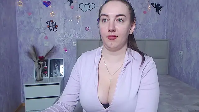 KaleyReed online show from February 19, 9:28 am