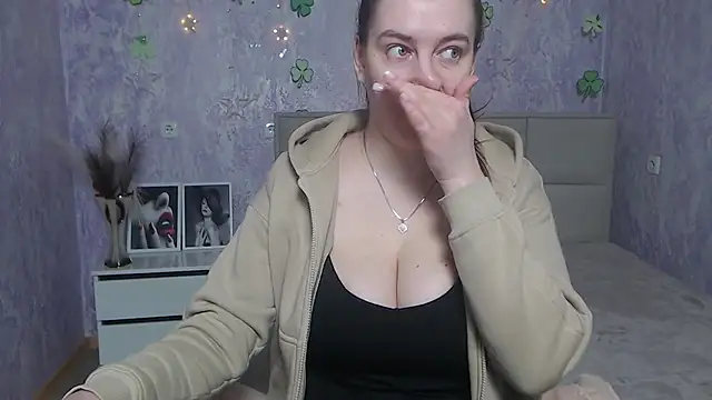 KaleyReed online show from March 17, 7:46 am