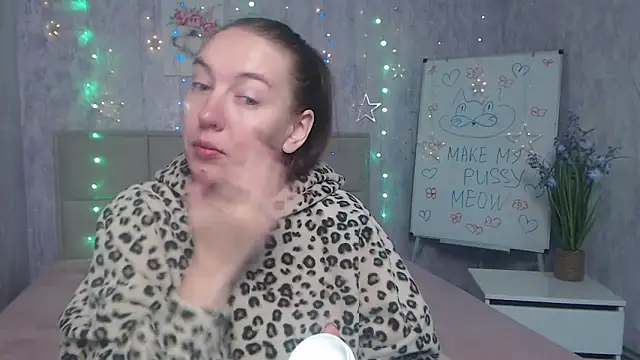 KaleyReed online show from September 26, 5:44 am