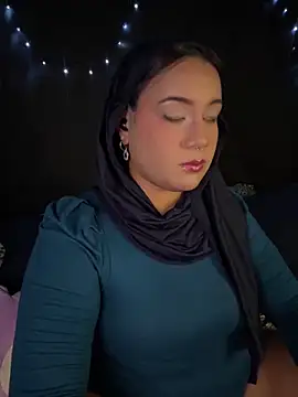 Maryam yamal online show from October 13, 9:15 pm