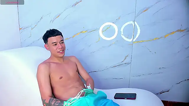 SecretsParty online show from November 1, 8:22 pm