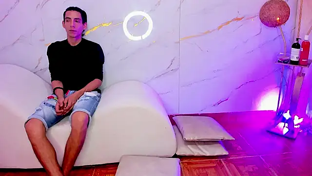 SecretsParty online show from February 11, 8:47 pm