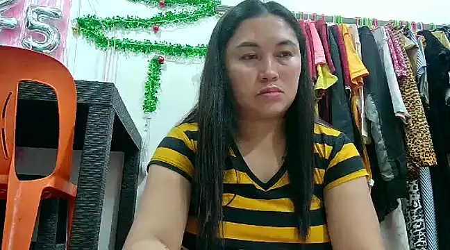 LalaiAsian online show from January 6, 6:20 pm