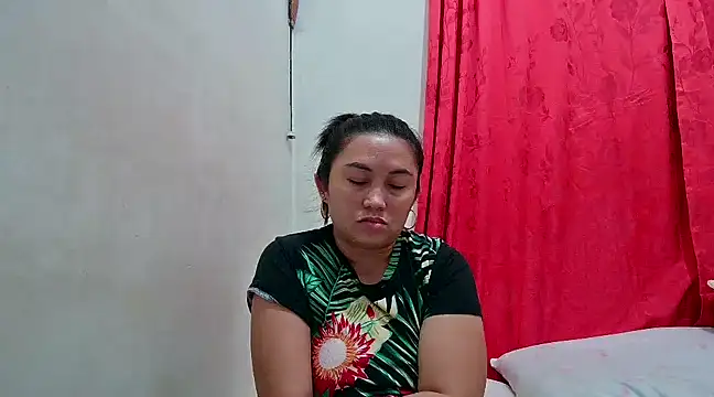 LalaiAsian online show from February 14, 7:44 pm