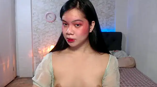 Hebefemme online show from December 10, 7:54 pm