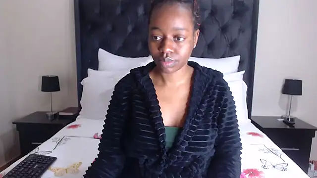 Sexynaughty Gal online show from April 14, 10:16 pm