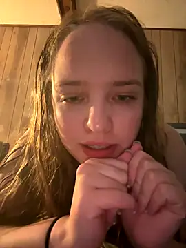 camandlilly422 online show from November 22, 4:22 am