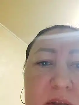 Rini333 online show from February 4, 9:38 am