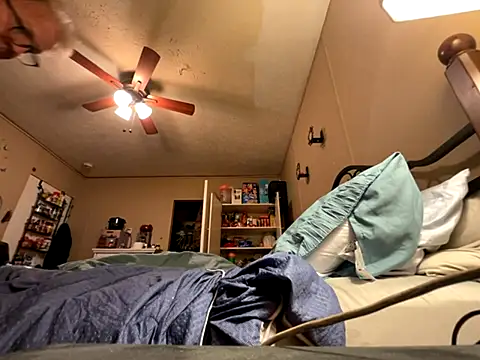 jck1m0t online show from November 8, 7:08 am