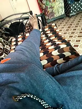 deshimund online show from November 13, 1:37 am