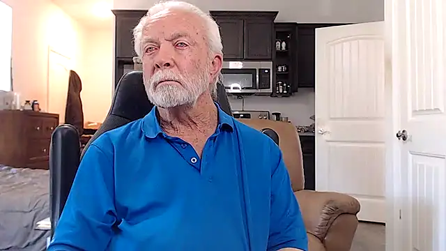 Snapshot of rockpoint69 chatting on May 3, 2:56 pm rockpoint69 online show from May 3, 2:56 pm