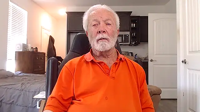 Snapshot of rockpoint69 chatting on May 25, 4:46 pm rockpoint69 online show from May 25, 4:46 pm