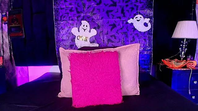 shelsyloreds online show from October 25, 12:02 pm