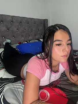 Snapshot of _dinna chatting on March 10, 10:55 pm dinna online show from March 10, 10:55 pm