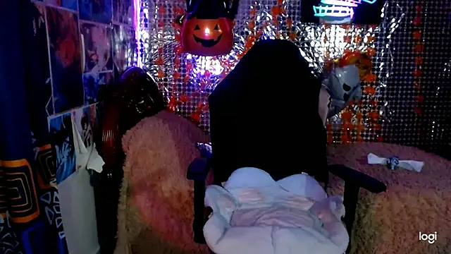 Snapshot of JINX_26 chatting on October 25, 3:36 am JINX 26 online show from October 25, 3:36 am