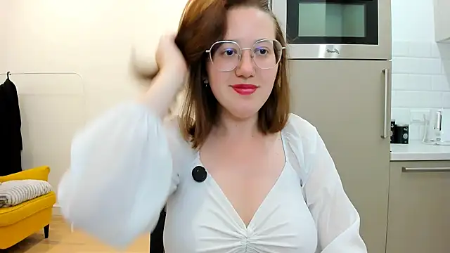 Snapshot of Charmy_Gracy chatting on June 15, 8:38 am Charmy Gracy online show from June 15, 8:38 am