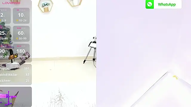 Snapshot of naty_girl_ chatting on January 14, 11:31 am naty girl online show from January 14, 11:31 am