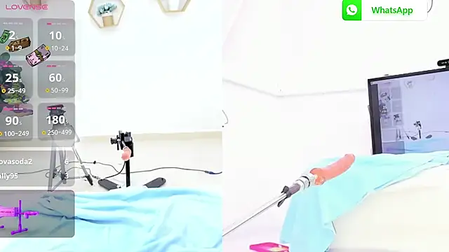 Snapshot of naty_girl_ chatting on January 22, 9:35 am naty girl online show from January 22, 9:35 am