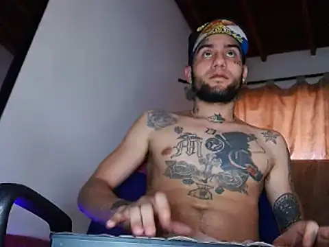 Snapshot of Christian_Stiven1 chatting on January 16, 10:34 pm Christian Stiven1 online show from January 16, 10:34 pm