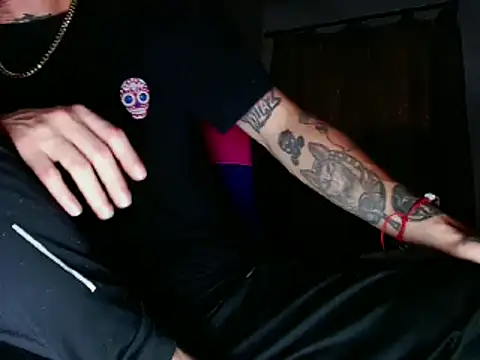 Snapshot of Christian_Stiven1 chatting on February 7, 3:01 am Christian Stiven1 online show from February 7, 3:01 am