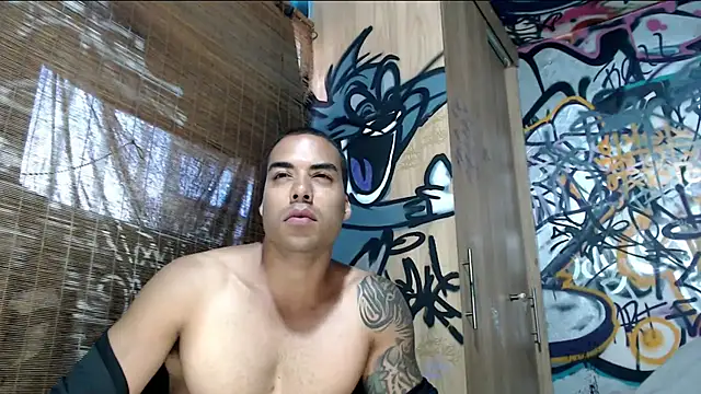 Snapshot of Justin_Frank chatting on January 17, 3:28 pm Justin Frank online show from January 17, 3:28 pm