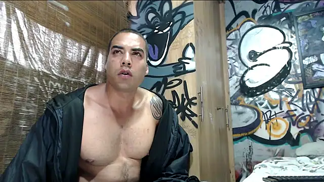 Snapshot of Justin_Frank chatting on May 28, 8:28 pm Justin Frank online show from May 28, 8:28 pm