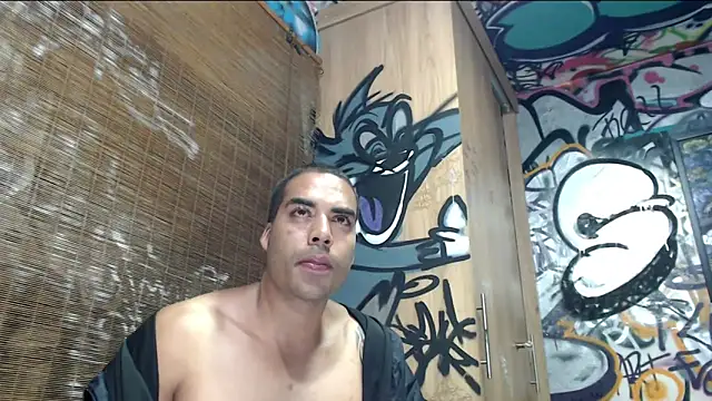 Snapshot of Justin_Frank chatting on June 3, 11:54 pm Justin Frank online show from June 3, 11:54 pm