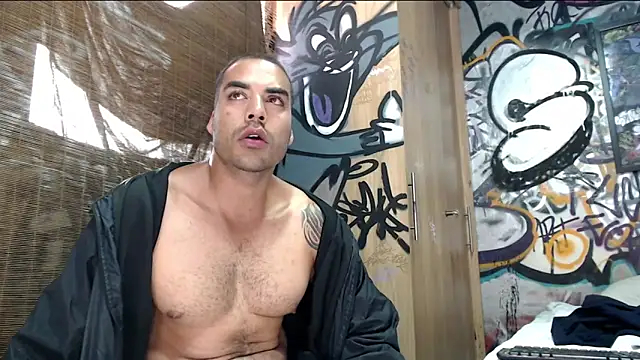 Snapshot of Justin_Frank chatting on June 14, 9:28 pm Justin Frank online show from June 14, 9:28 pm