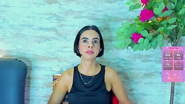 Amelia Myers online show from February 3, 1:04 am