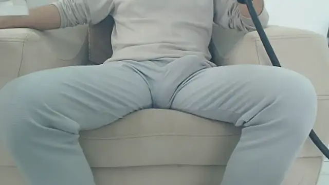 masterxmonster online show from April 14, 1:06 pm