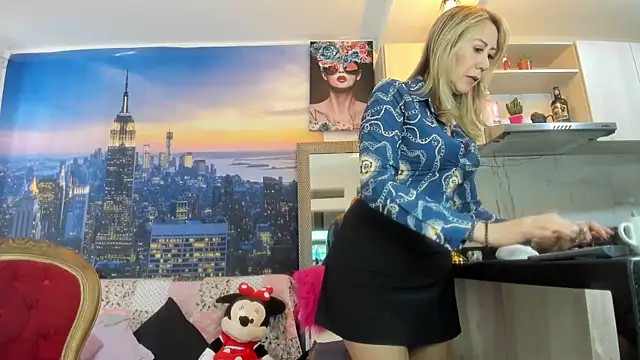 ashleymilf 1 online show from September 27, 3:50 pm