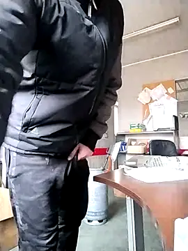 Snapshot of wilkalfa chatting on February 11, 7:13 am wilkalfa online show from February 11, 7:13 am