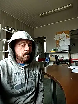 Snapshot of wilkalfa chatting on March 9, 11:36 am wilkalfa online show from March 9, 11:36 am