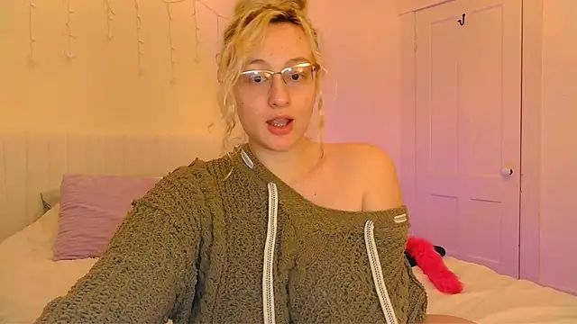 ashleyblaydex online show from March 2, 5:08 am